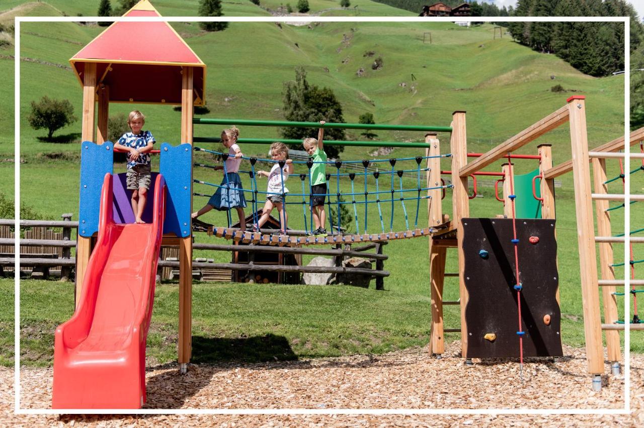 Tyrol Mountain Aparts - Urlaubsresort Hafele ซังคท์ยาคอบ อิน เดเฟอเรกเกิน ภายนอก รูปภาพ
