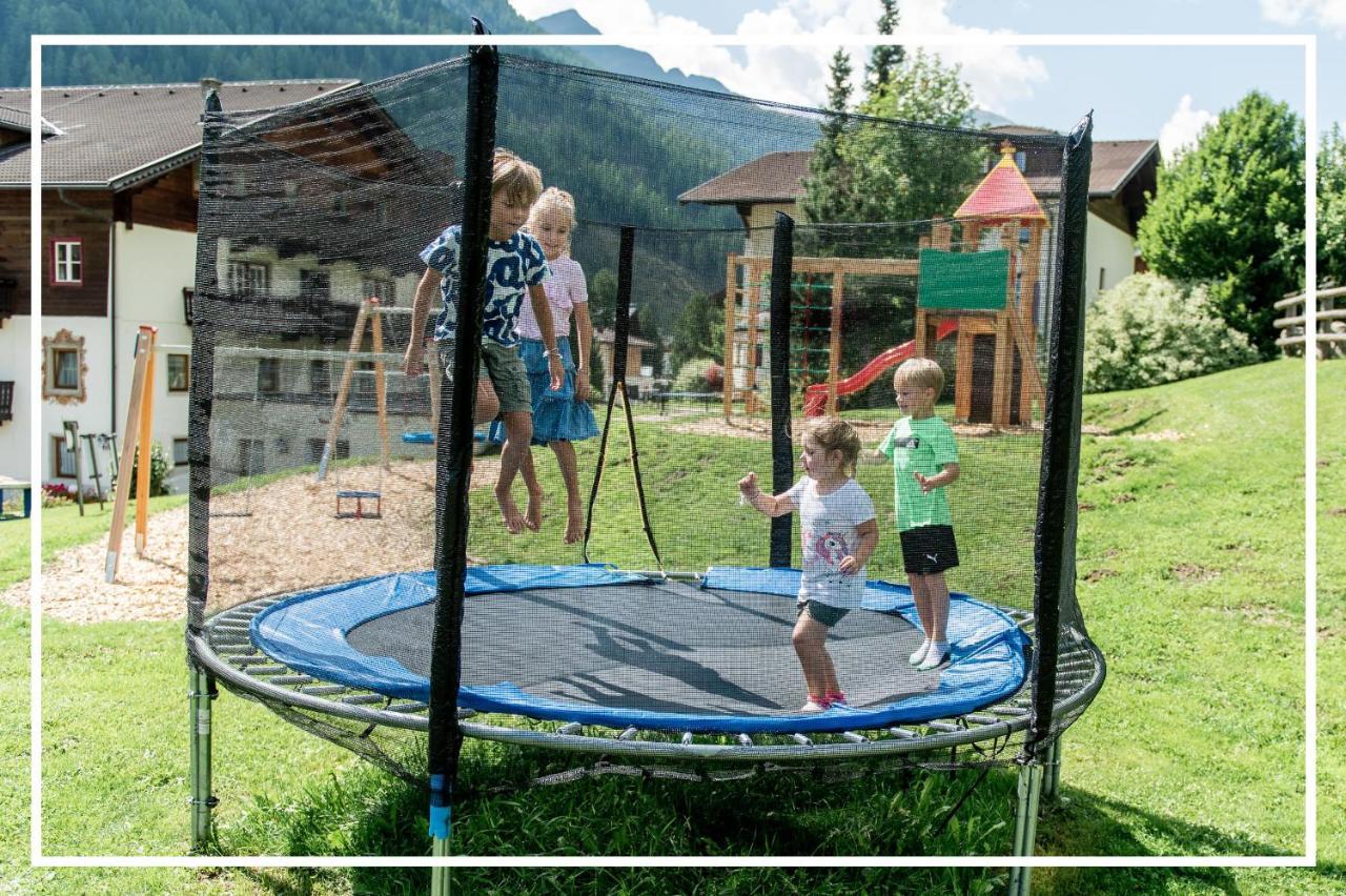 Tyrol Mountain Aparts - Urlaubsresort Hafele ซังคท์ยาคอบ อิน เดเฟอเรกเกิน ภายนอก รูปภาพ